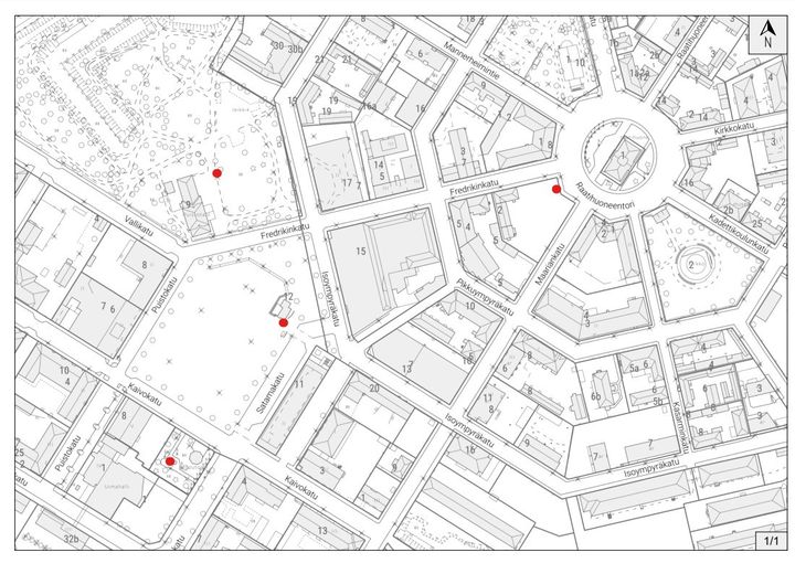 Karttakuva Haminan keskustan alueesta. Kuvaan merkitty vesipostien sijainnit neljällä pisteellä, jotka ovat Raatihuoneentori, Haminan tori, Kesäpuisto ja Lipputornin puisto. 